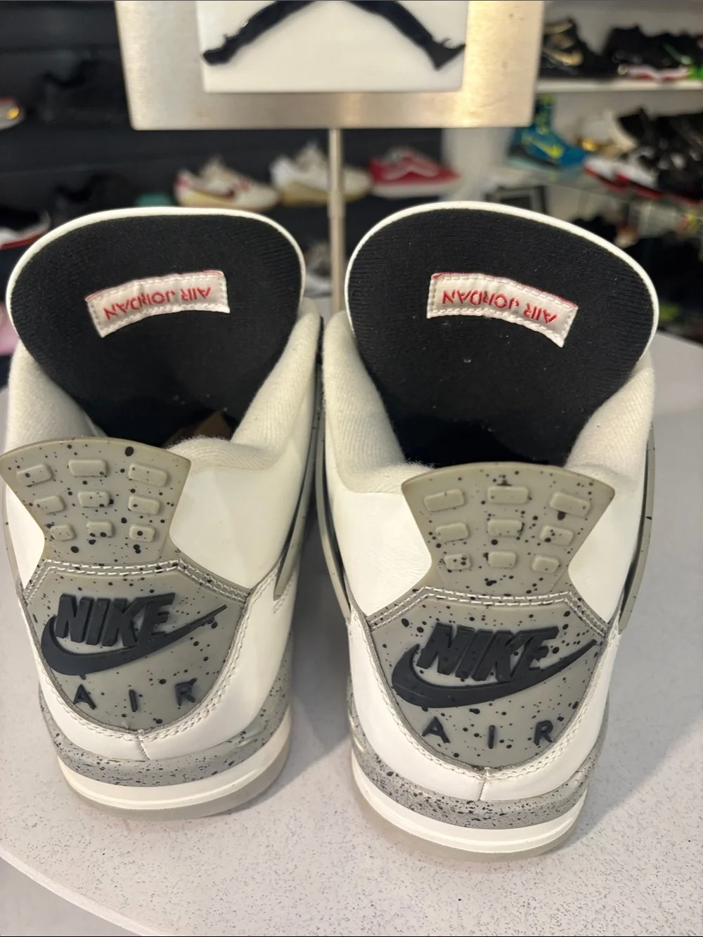 Air Jordan 4 Retro OG White Cement Mens Size 10.5